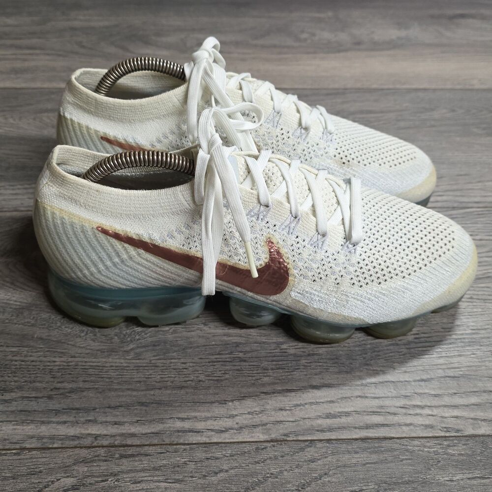 Nike Air Vapormax Explorer Light White Rose Gold Blue Womens Size 9.5 849557-104
